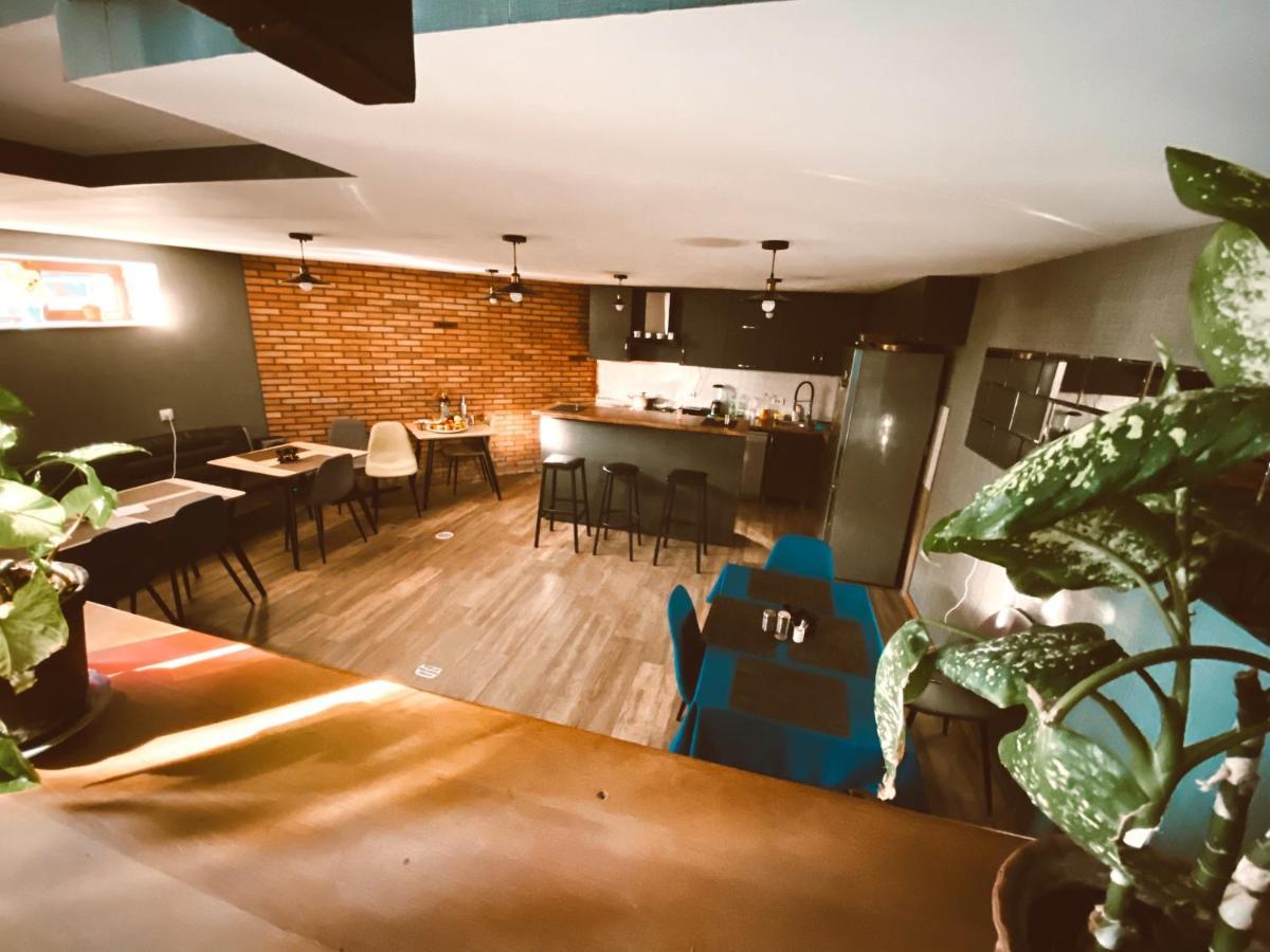 Villa Kazbegi カズベギ エクステリア 写真